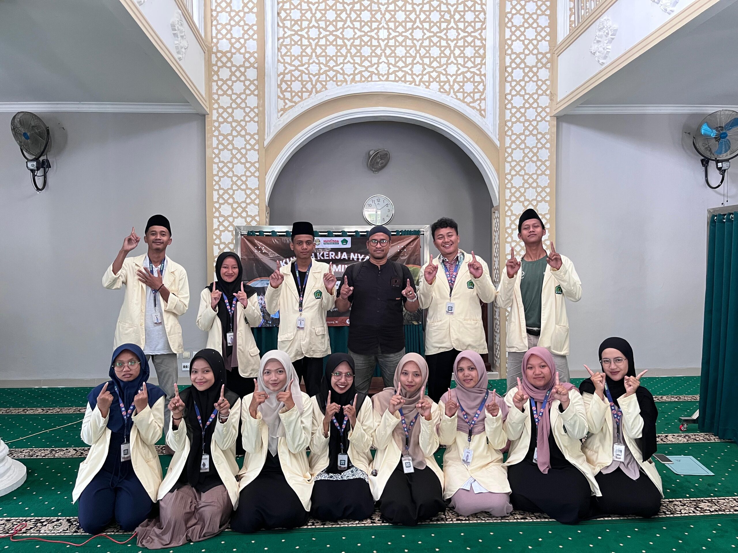Mahasiswa KKN Gelar Seminar Digital Marketing di Masjid At-Taqwa Mahasiswa KKN Gelar Seminar Digital Marketing di Masjid At-Taqwa